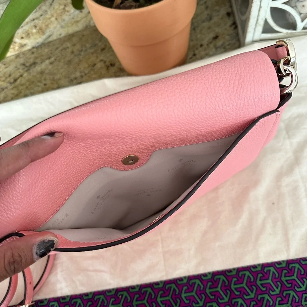 New Kate spade medium lap shoulder bog  pebbled leather peechy ros - Picture 4 of 11